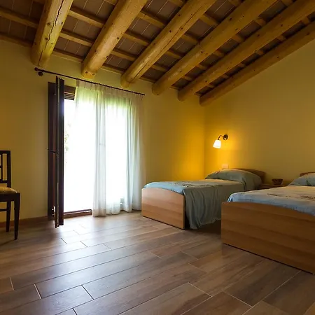 Casa In Campagna Alloggio per agriturismo *