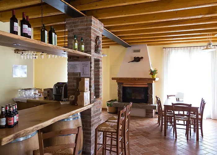 Casa In Campagna Alloggio per agriturismo *